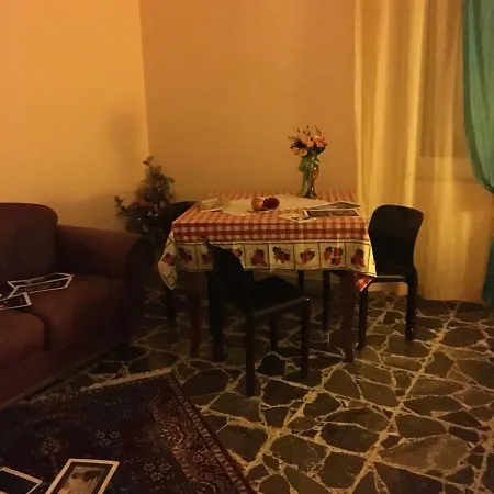 L's House